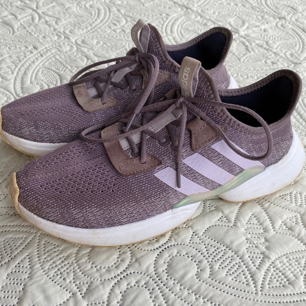 Women’s Purple Adidas Sneakers Sz 8